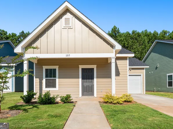 107 Lenox Cir, Lagrange, GA 30241