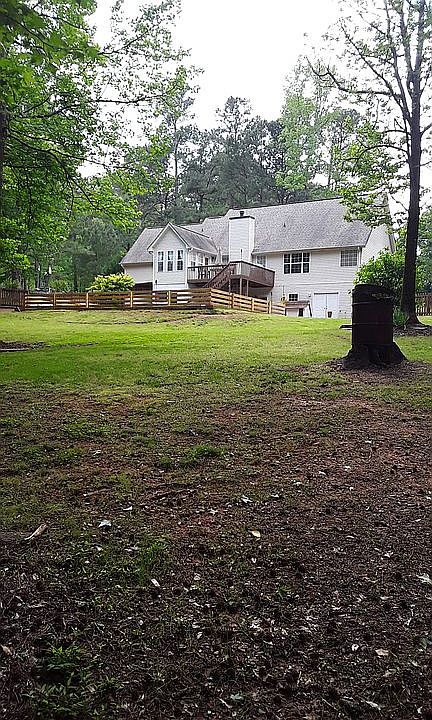 2nd image of 446 Strathmore Dr