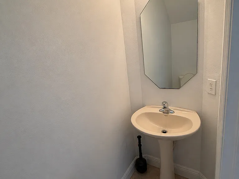 5140 SE Mariner Garden Cir — Photo 11