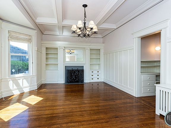 5th image of 1097 Green St APT 8