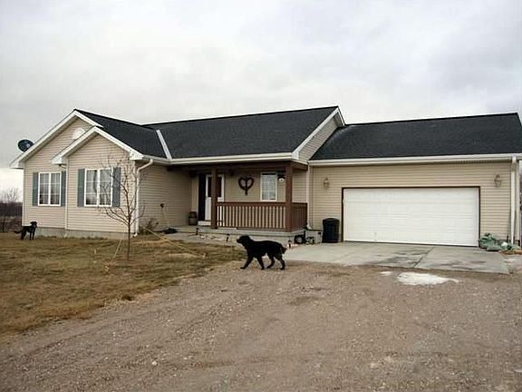 3rd image of 62871 250th St