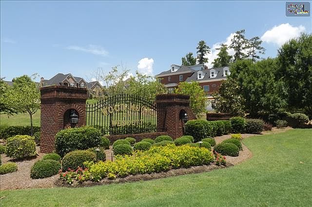 1st image of 362 Old Wood Dr