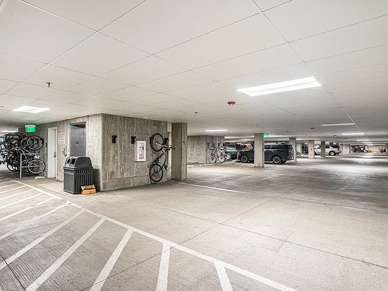 2550 Lawrence St #303 — Photo 20