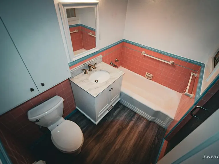 1663 Filbert St — Photo 10