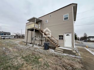 702 W 5th St APT 2, Anderson, IN 46016