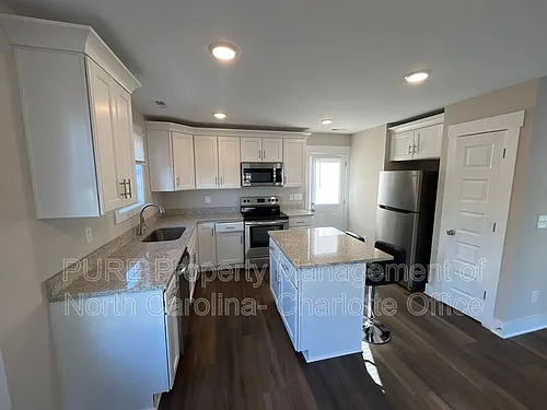 1402 Martin Luther King Ave #B Photo 1