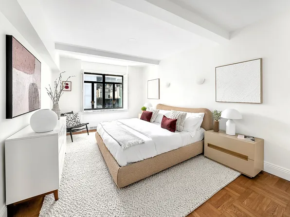 25 West 54th Street 8H image 3 of 14
