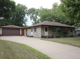 8428 Granada Ave S, Cottage Grove, MN 55016