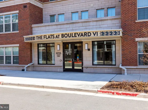 10755 Fairgrounds Dr Unit 412, Fairfax, VA 22030