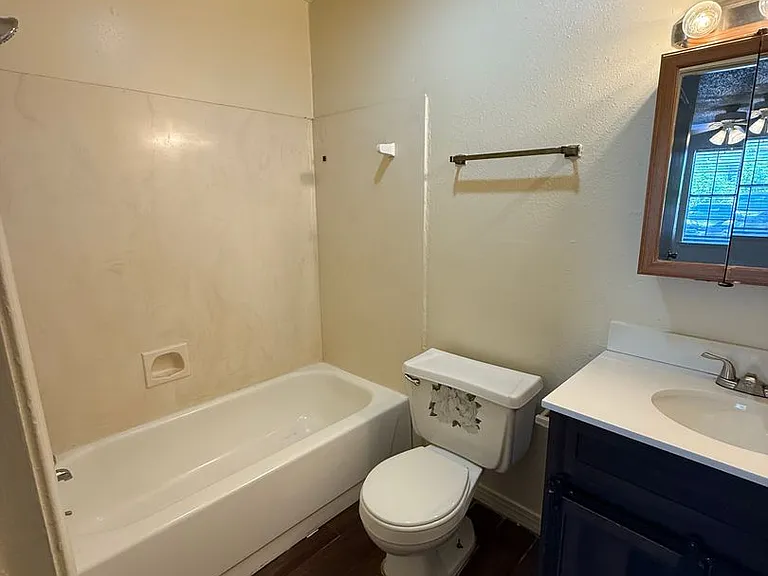 2059 Mariner Dr — Photo 1