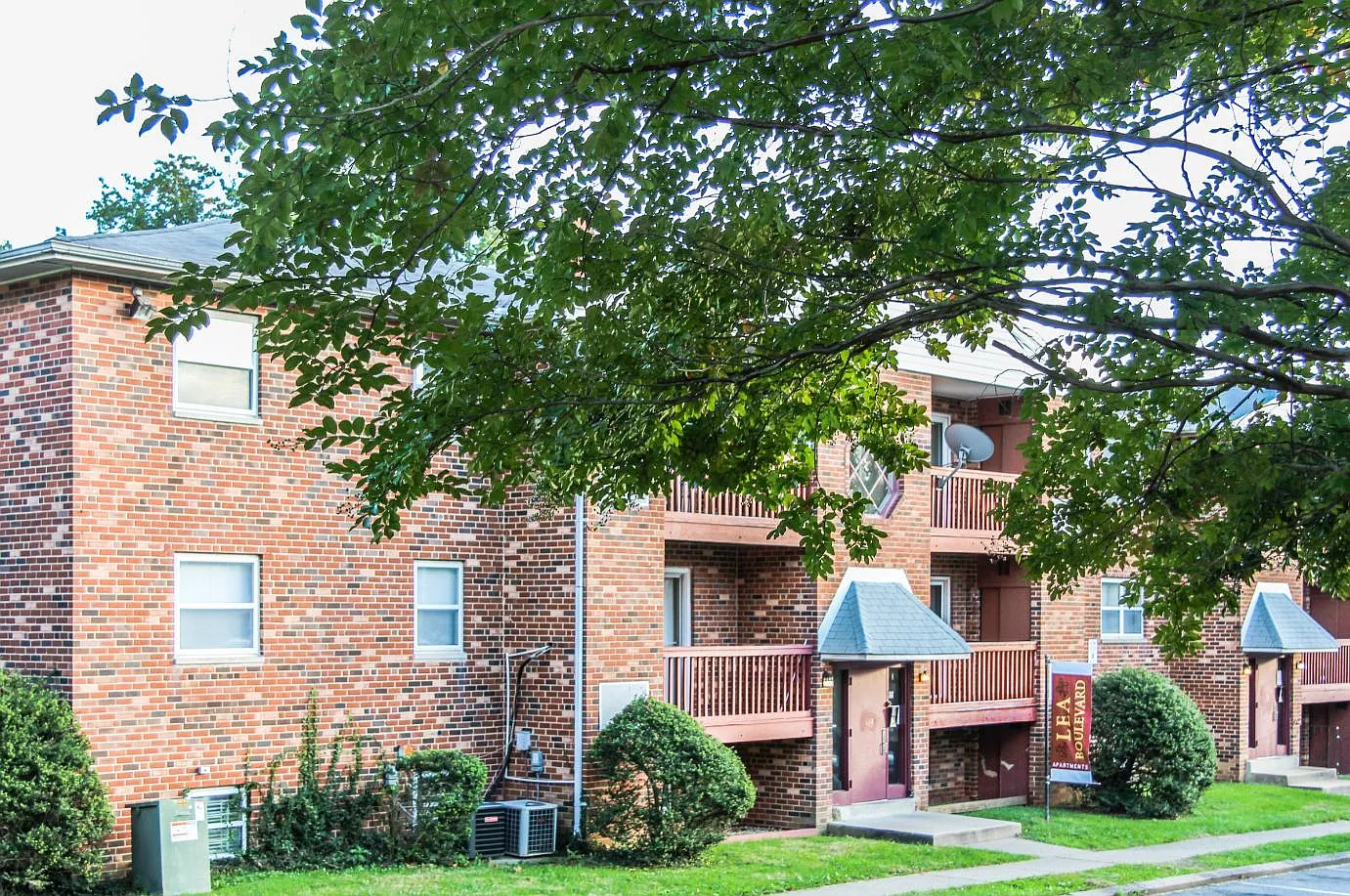 Lea Boulevard Apartments — Photo 4