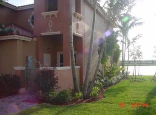 950 SW 144th Ave, Pembroke Pines, FL 33027