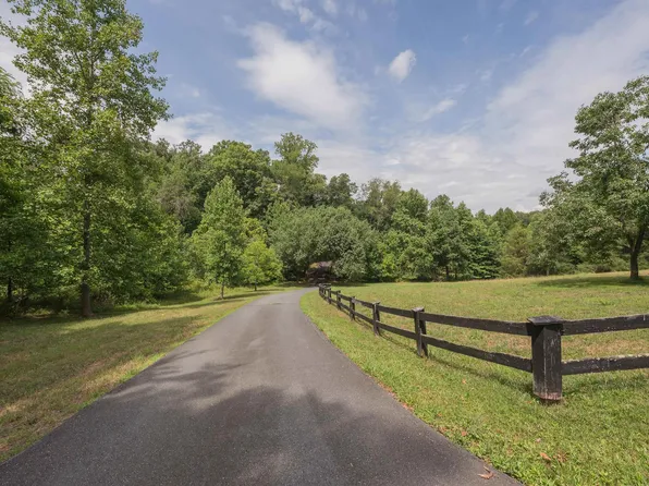 4053 Free Union Rd, Charlottesville, VA 22901