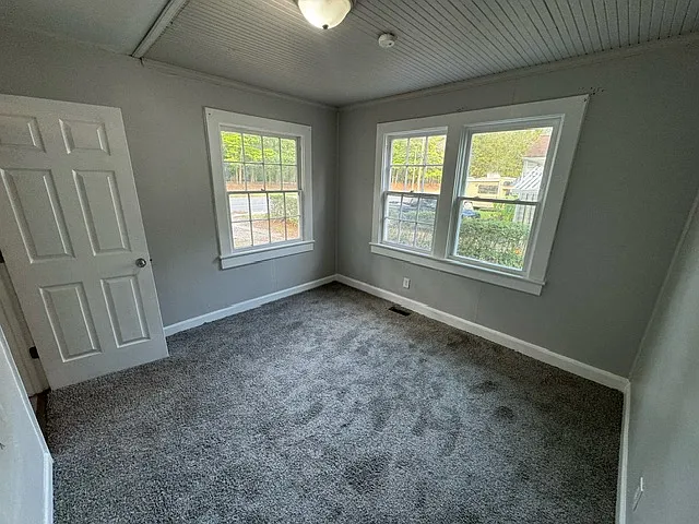 11506 Warwick Blvd — Photo 5