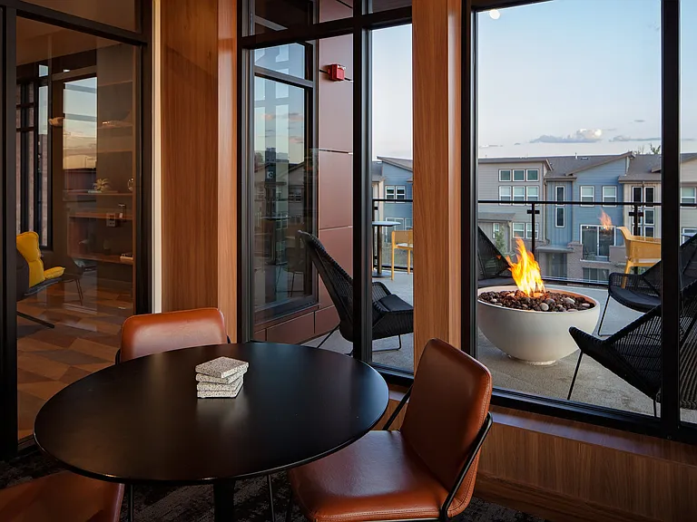 The Henry — Photo 15