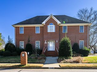 1100 Lawson Cove Cir, Virginia Beach, VA 23455