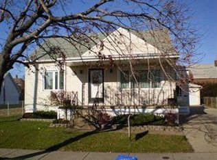 18 Martin Rd, Lackawanna, NY 14218