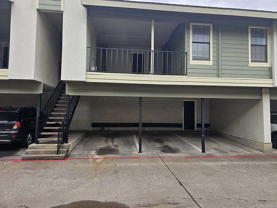 9605 Walnut St #12105