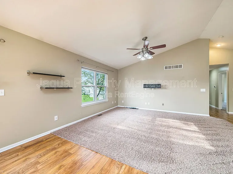 7325 Salerno Cir — Photo 7