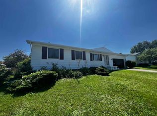 3211 Thornfield Ln, Flint, MI 48532