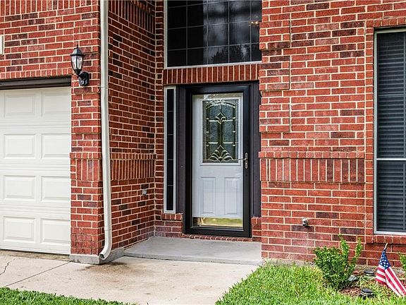 3rd image of 7859 Waxwing Cir W