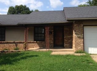 801 W Lois St, Springfield, MO 65807