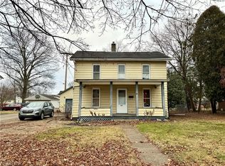 424 Front Ave SE, New Philadelphia, OH 44663