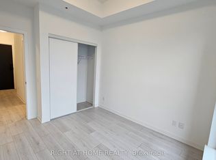 405 Dundas St W #530, Oakville, ON L6M 4M2