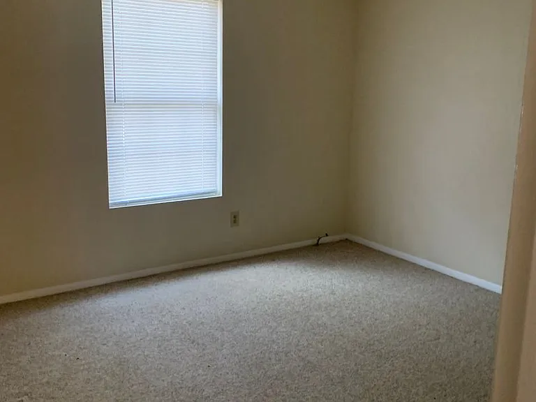 Ryan Court — Photo 11