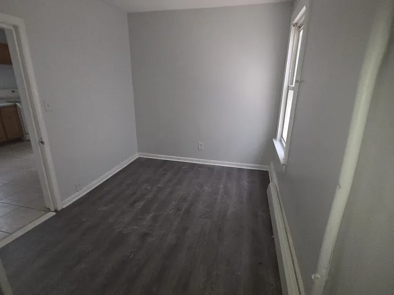 12 Edmund Pl #1 — Photo 6