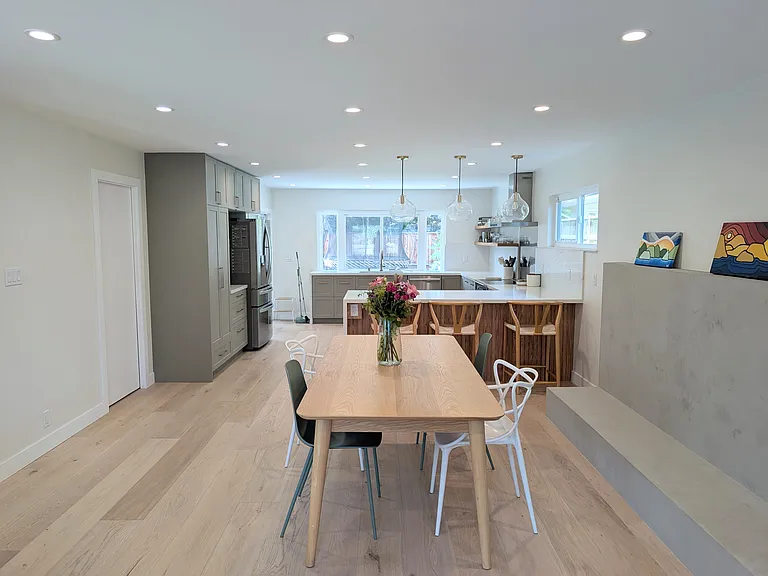 442 Falk Ct — Photo 5
