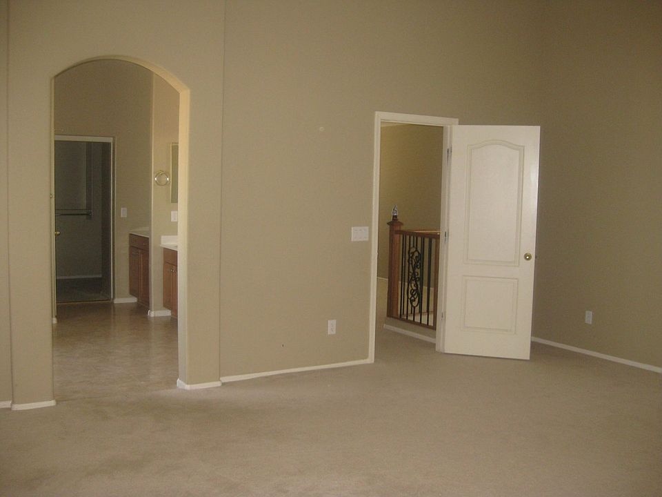 2nd image of 9332 W Heber Rd