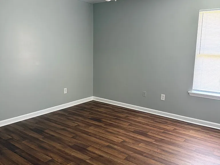 401 Casa Ct — Photo 4