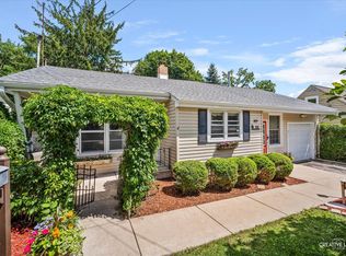 36 Mosedale St, St Charles, IL 60174