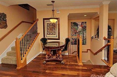5th image of 9626 Bay Grove Ln