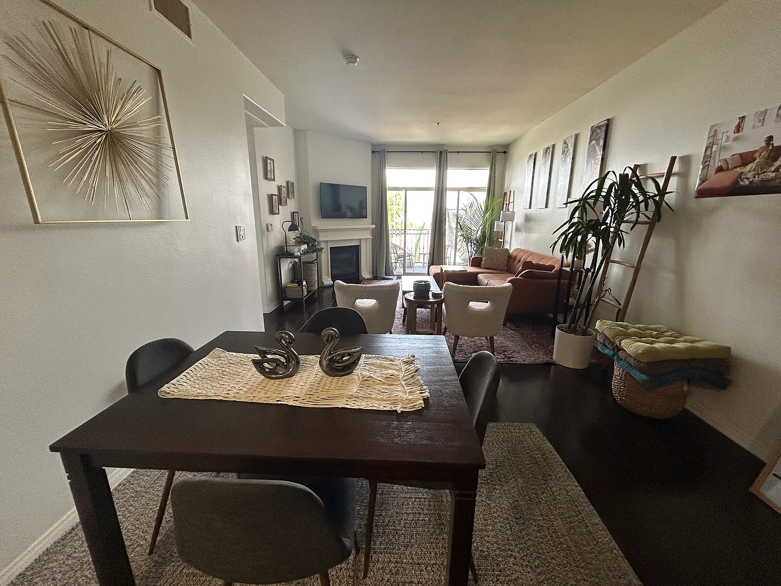 3750 Santa Rosalia Dr — Photo 2