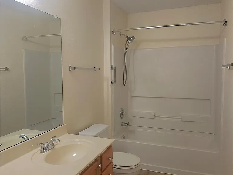 273 Tower Dr — Photo 8