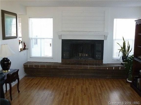 Entry with a coat closet