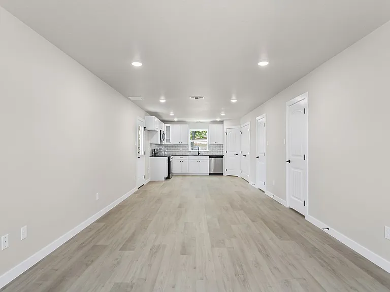 716 S Terrace St #A — Photo 5