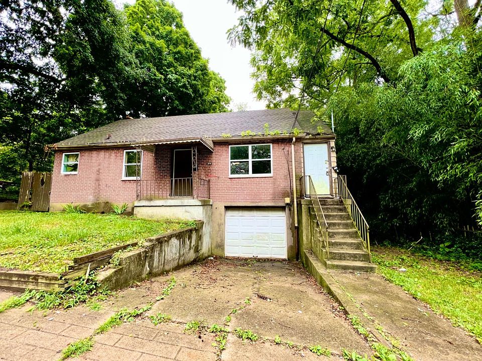 1st image of 164 Mackenzie Ave