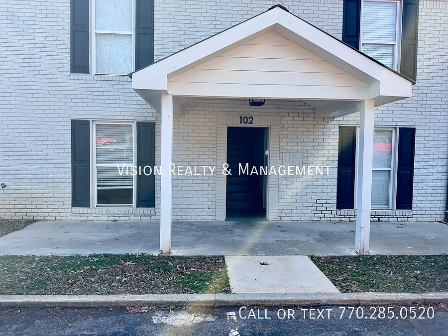 102 Sewell Rd Unit 1 photo 1