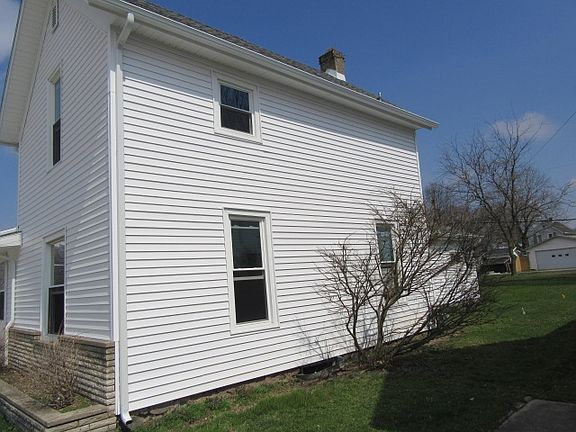 2nd image of 135 N Talmadge St