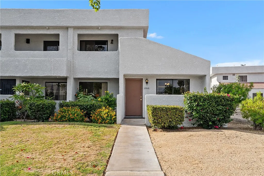 2 bed, 966 sqft, $2,450 — Photo 4