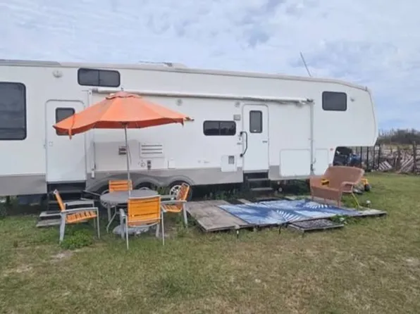 12978 Sweet Hill Rd, Polk City, FL 33868