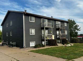 975 39th Street, Bettendorf, IA 52722