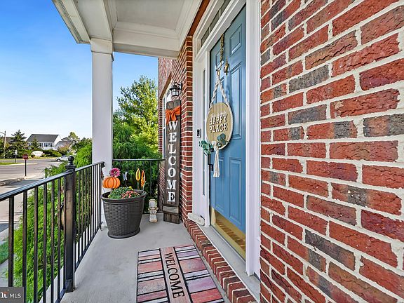 3rd image of 10001 Orland Stone Dr
