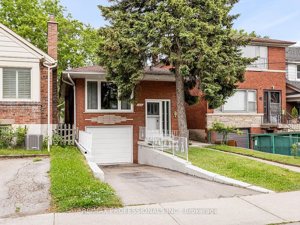 1st image of 102 Symons St