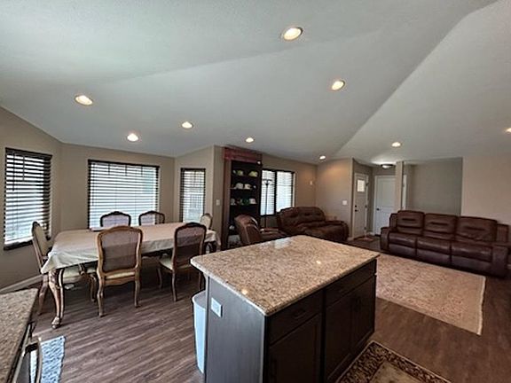 905A Sunrise Ct, Dodge City, KS 67801 | Zillow