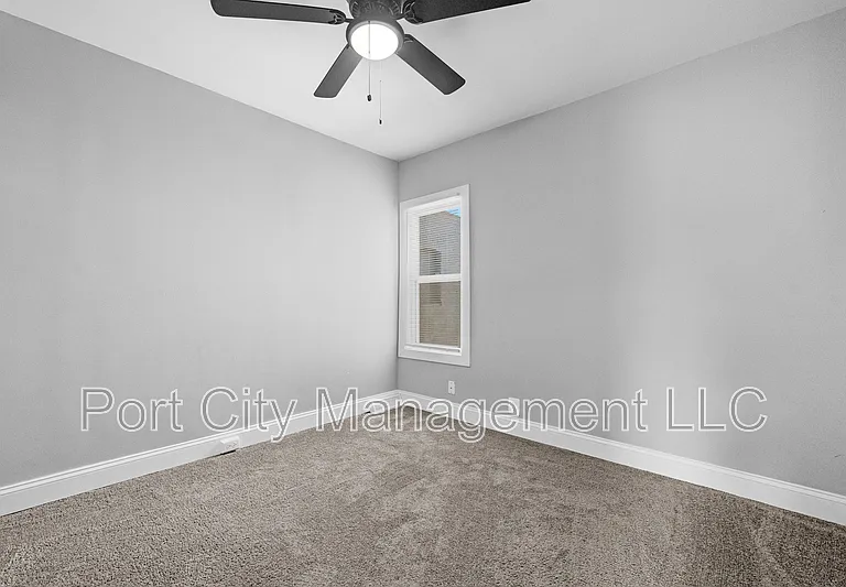 1416 N Milton Ave — Photo 11