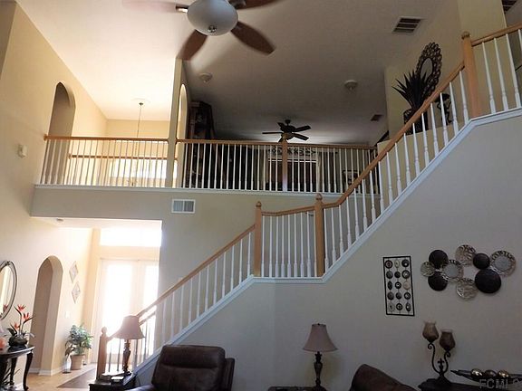 4th image of 18 Burgess Pl